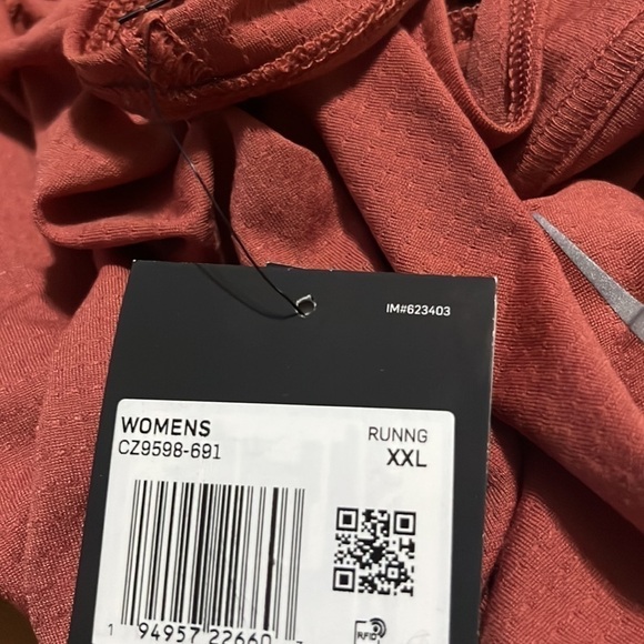 NWT Nike Women's Breathe Cool Cropped Running Top XXL Canyon Rust - Picture 2 of 5